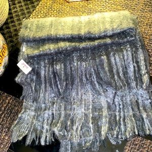 Super warm thick gray fringed scarf